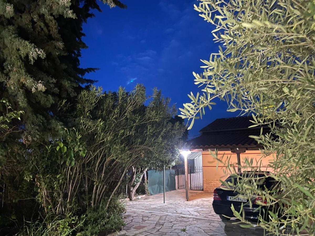 Holiday Home Sea Front Λουτρά Ελευθερών Εξωτερικό φωτογραφία